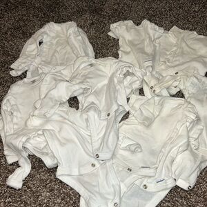 Gerber Onesie white 9 Long Sleeve 9 short sleeve.